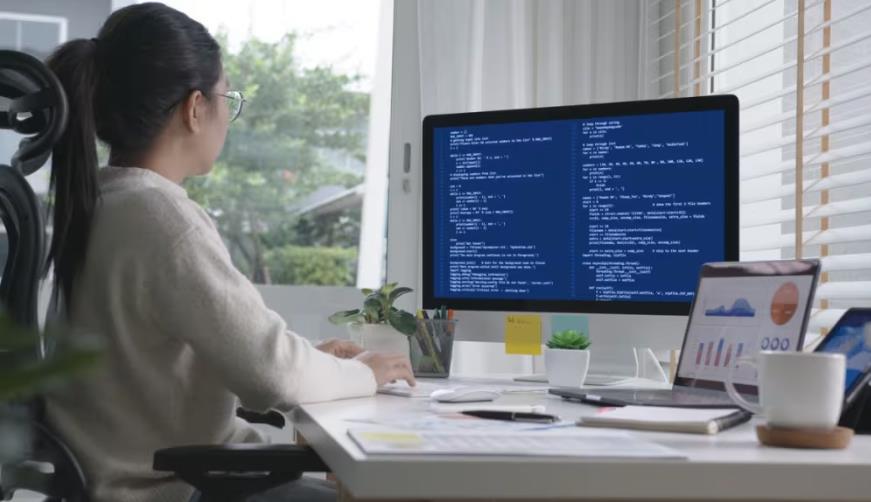 北塔区企业数字化解决方案:机器学习赋能商业模式升级的核心路径